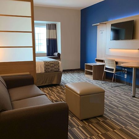 Microtel Inn & Suites By Wyndham Fountain Fort Carson المظهر الخارجي الصورة