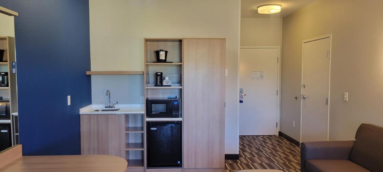 Microtel Inn & Suites By Wyndham Fountain Fort Carson المظهر الخارجي الصورة