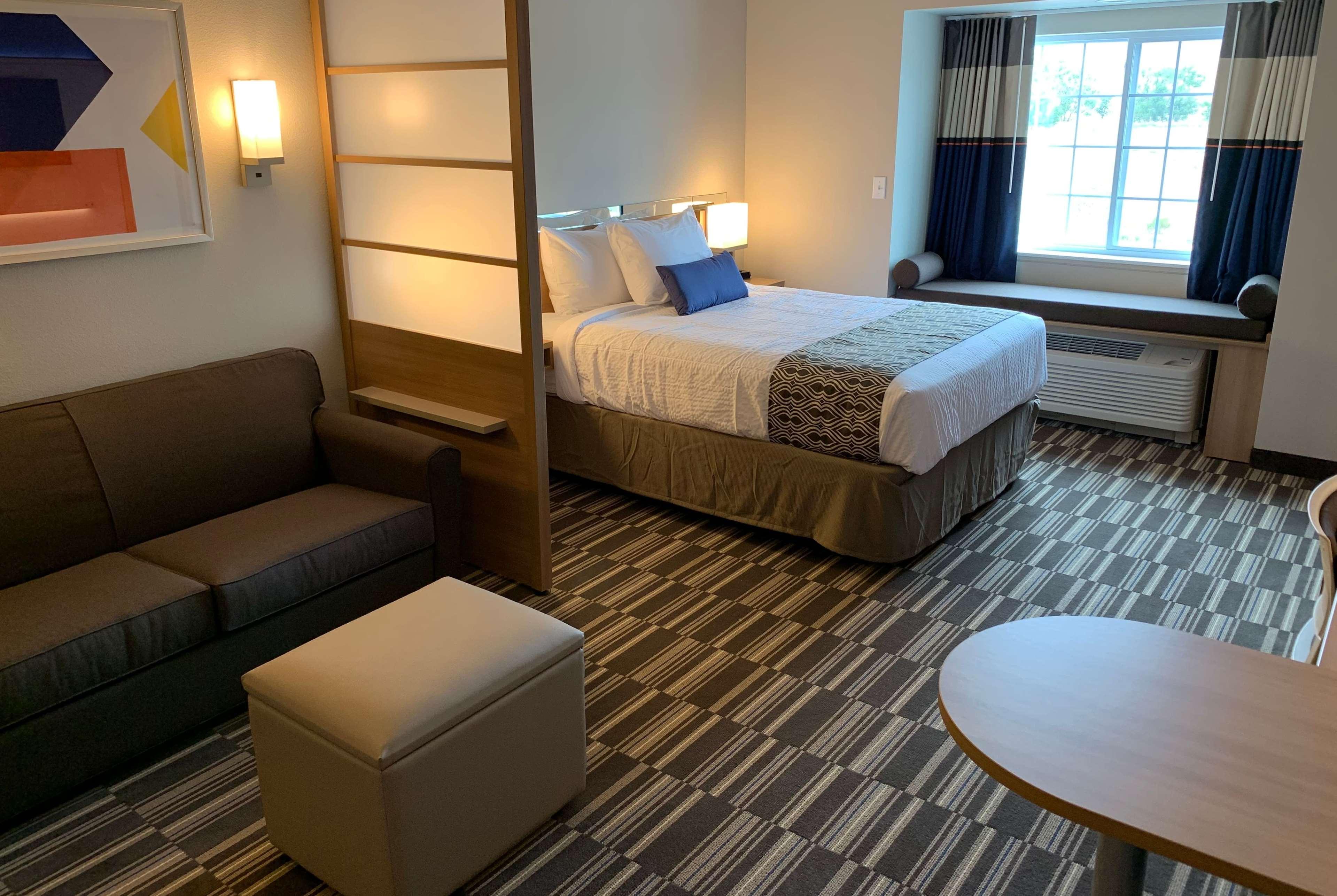 Microtel Inn & Suites By Wyndham Fountain Fort Carson المظهر الخارجي الصورة
